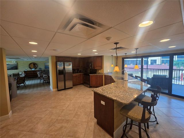 8750 MIDNIGHT PASS ROAD 501C, Sarasota, FL 34242