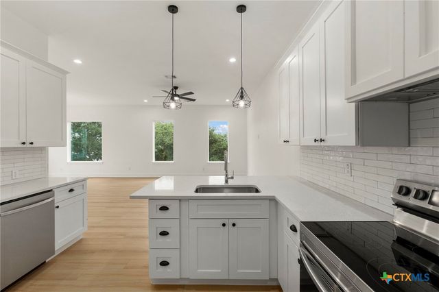 110 Magnolia Circle, Boerne, TX 78006