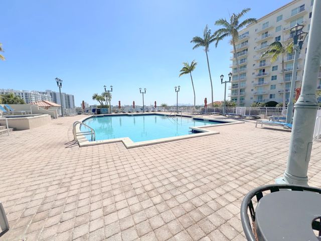 3020 NE 32nd Avenue 608, Fort Lauderdale, FL 33308