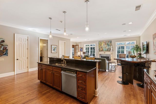 3118 OAKLEIGH MANOR CV, Germantown, TN 38138