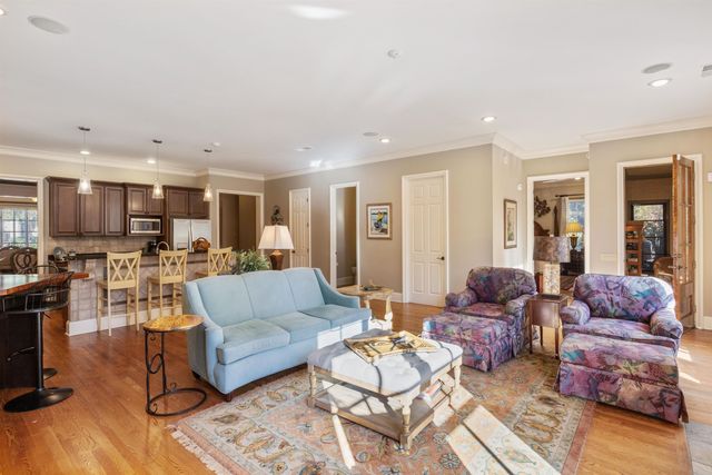 3118 OAKLEIGH MANOR CV, Germantown, TN 38138