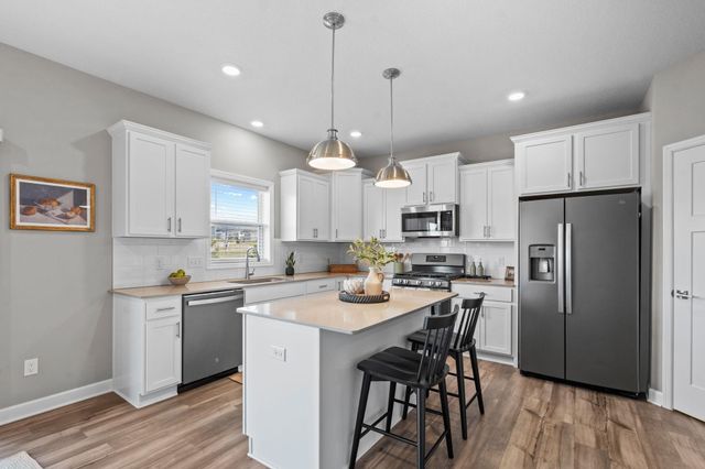 7449 203rd Street W, Lakeville, MN 55044