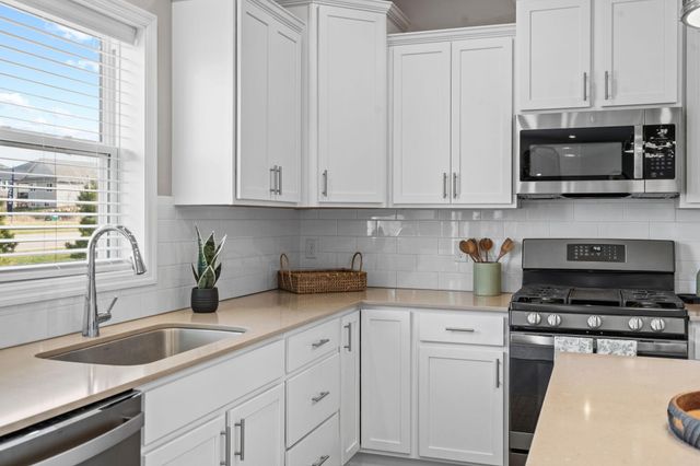 7449 203rd Street W, Lakeville, MN 55044