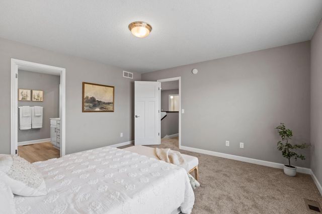 7449 203rd Street W, Lakeville, MN 55044