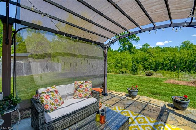 4445 Silo Ridge Court, Clemmons, NC 27012