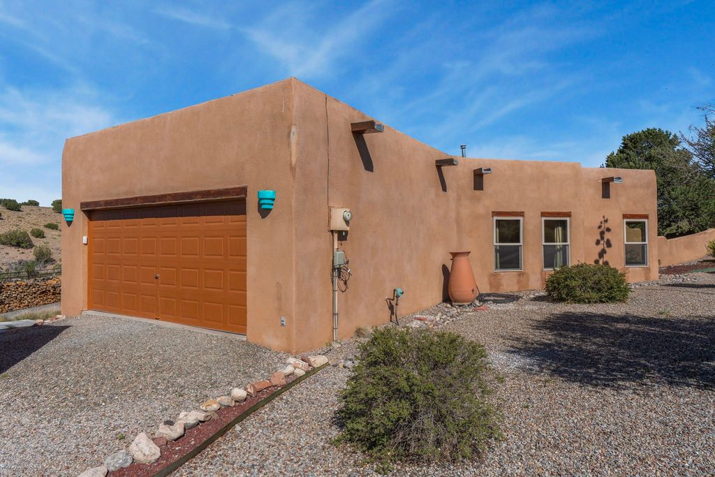 26 Cedar Creek, Placitas, NM 87043