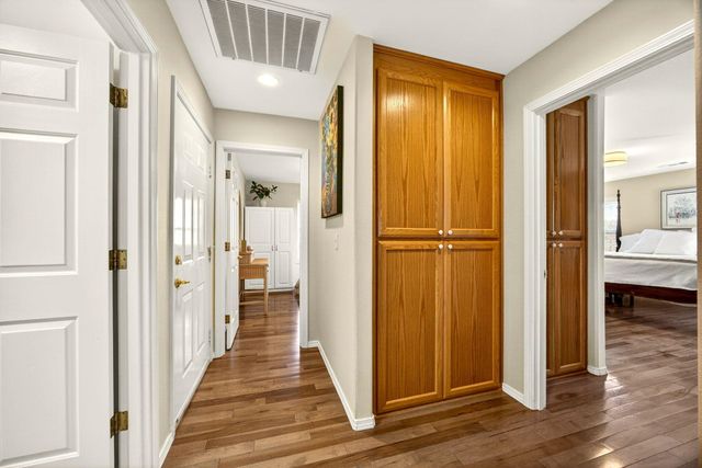 480 Parkside Drive, Ashland, OR 97520