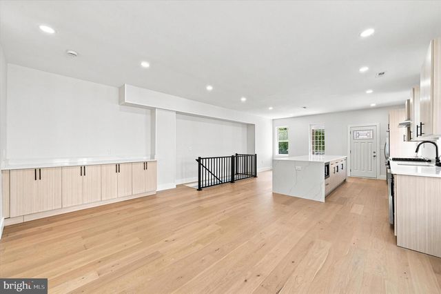 6912 OLD YORK RD, Philadelphia, PA 19126