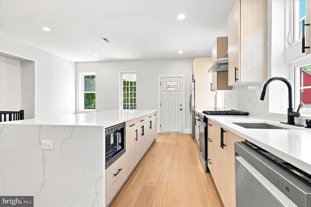 6912 OLD YORK RD, Philadelphia, PA 19126