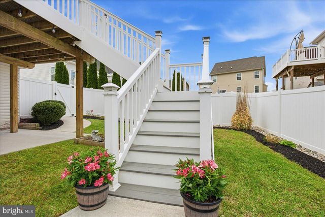 613 YEARLING DR, Prince Frederick, MD 20678