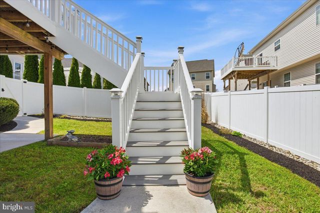 613 YEARLING DR, Prince Frederick, MD 20678