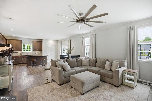613 YEARLING DR, Prince Frederick, MD 20678