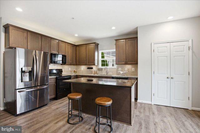613 YEARLING DR, Prince Frederick, MD 20678