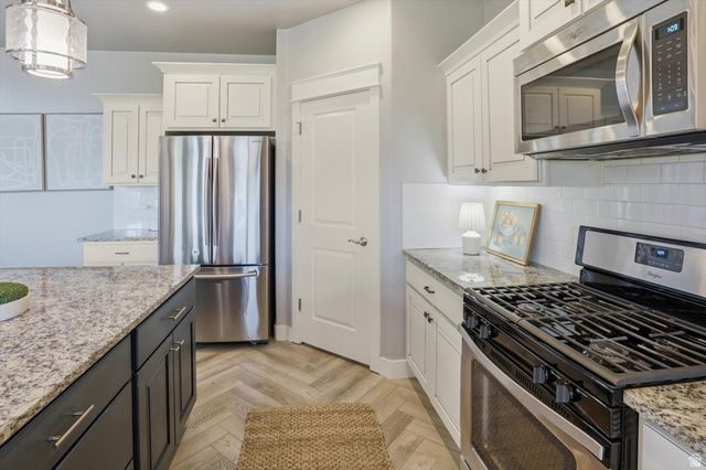 408 W CORNFIELD CIR, Kaysville, UT 84037