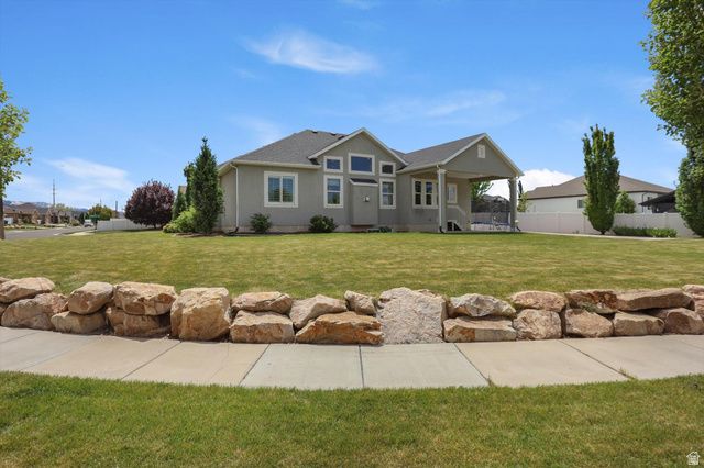 408 W CORNFIELD CIR, Kaysville, UT 84037