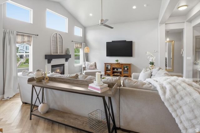 408 W CORNFIELD CIR, Kaysville, UT 84037