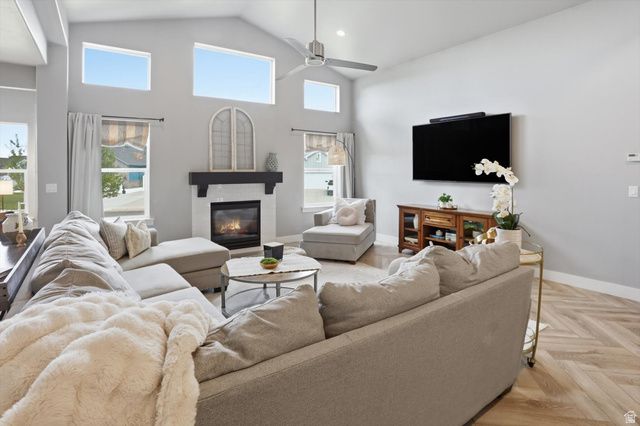 408 W CORNFIELD CIR, Kaysville, UT 84037