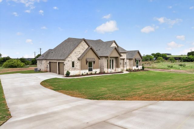 471 Red Bird Drive, Springtown, TX 76082