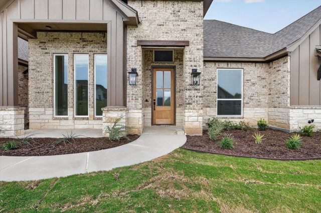 471 Red Bird Drive, Springtown, TX 76082