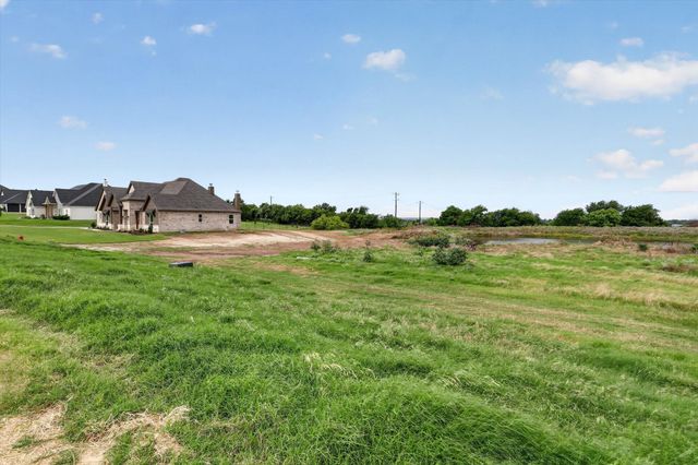 471 Red Bird Drive, Springtown, TX 76082
