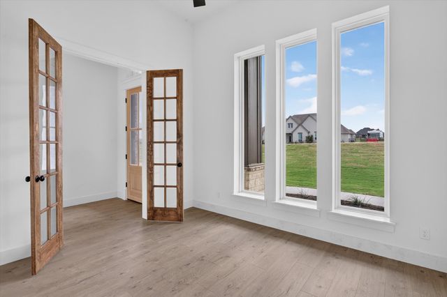 471 Red Bird Drive, Springtown, TX 76082
