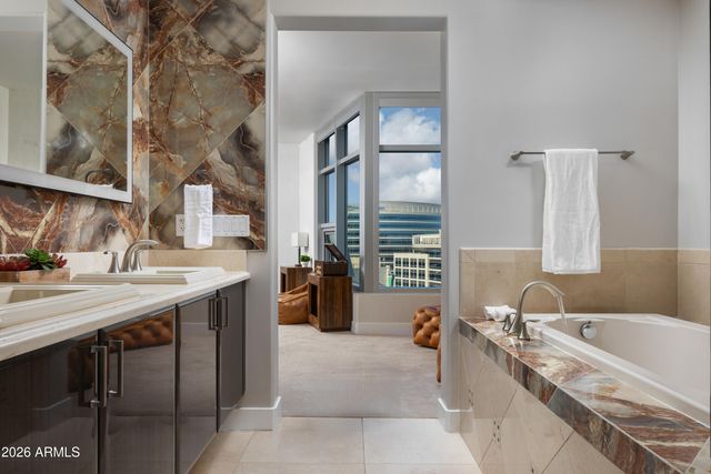 140 E RIO SALADO Parkway 1101, Tempe, AZ 85281