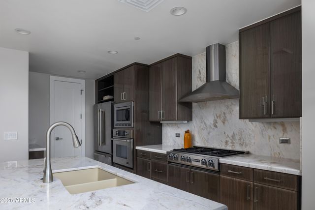 140 E RIO SALADO Parkway 1101, Tempe, AZ 85281