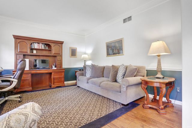 7344 Timber View Drive, Newburgh, IN 47630