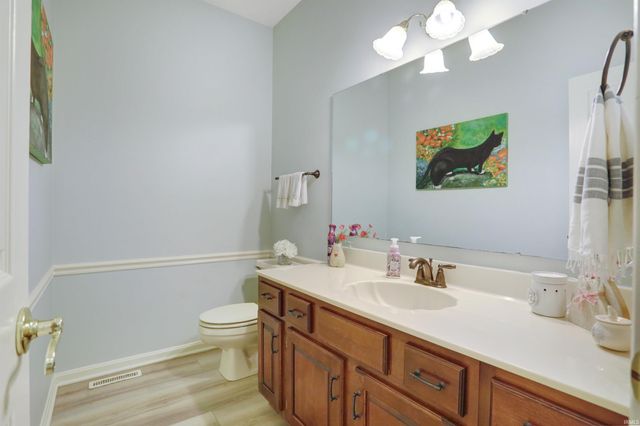 7344 Timber View Drive, Newburgh, IN 47630