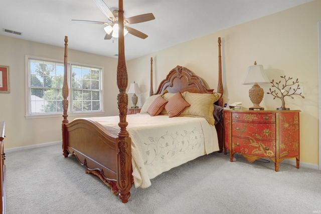 7344 Timber View Drive, Newburgh, IN 47630