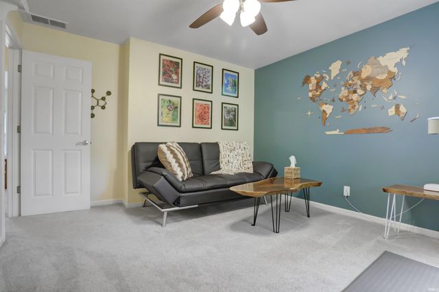 7344 Timber View Drive, Newburgh, IN 47630