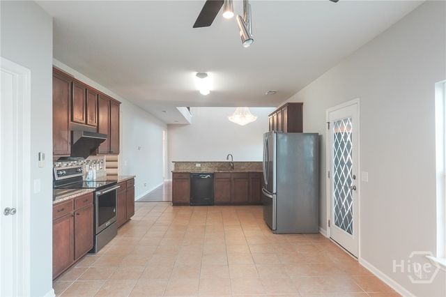 25 Litchfield Drive, Savannah, GA 31419