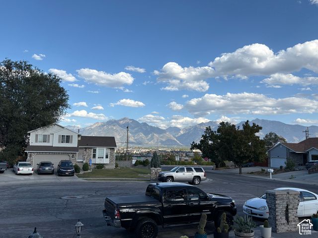 7522 S HIGHLAND HOLLOW COVE CV, West Jordan, UT 84084