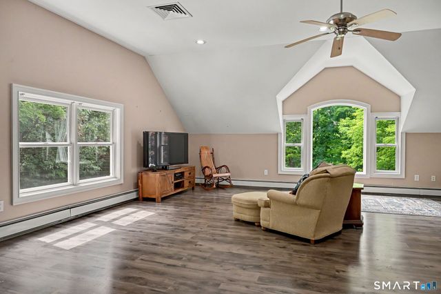 380 Black Rock Turnpike, Redding, CT 06896