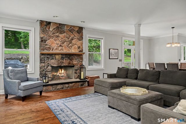 380 Black Rock Turnpike, Redding, CT 06896