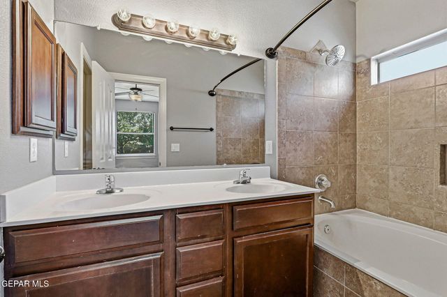 12569 WOLF BERRY Drive, El Paso, TX 79928