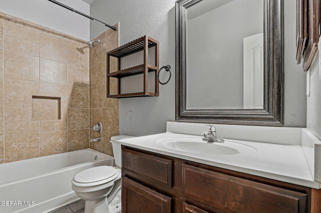 12569 WOLF BERRY Drive, El Paso, TX 79928