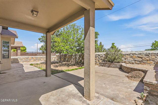 12569 WOLF BERRY Drive, El Paso, TX 79928