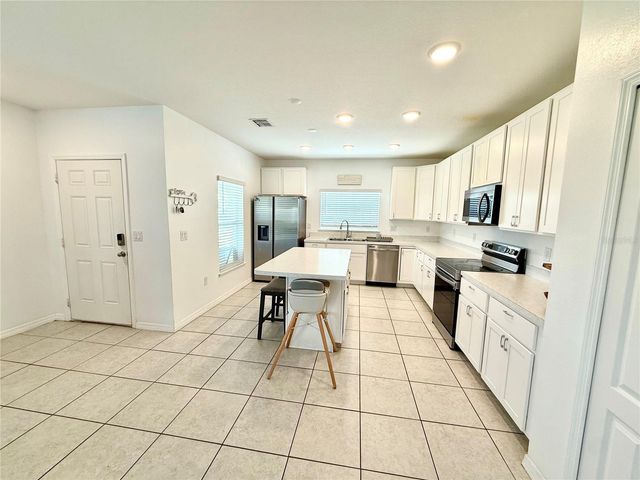 4910 CORAL CASTLE DRIVE, Kissimmee, FL 34746