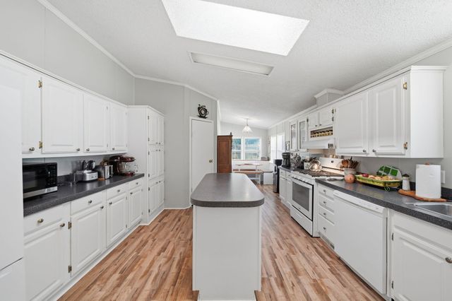 1076 Cambry Circle, Grass Lake, MI 49240