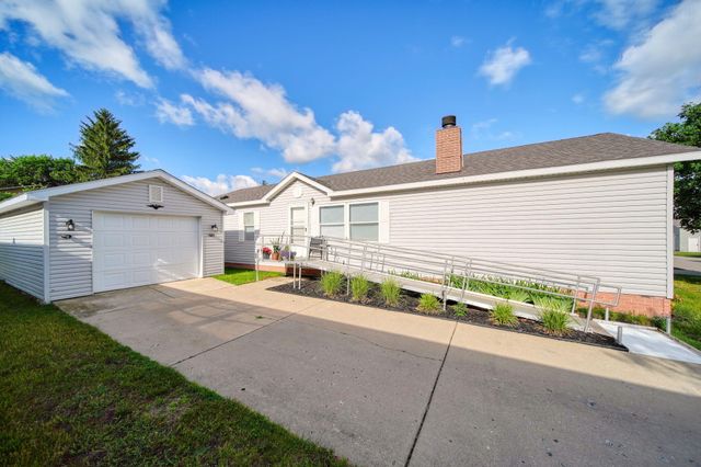 1076 Cambry Circle, Grass Lake, MI 49240