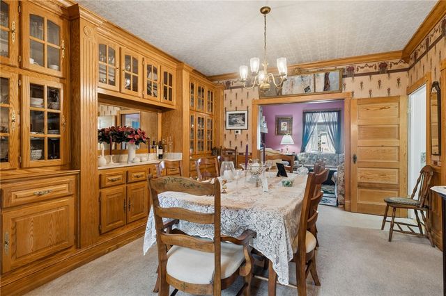 320 Walnut St, Zelienople Boro, PA 16063