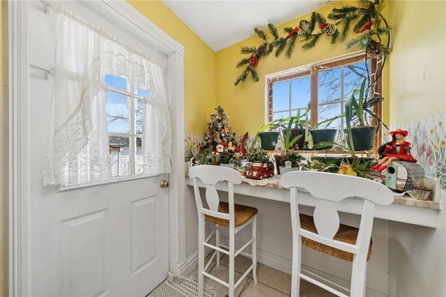 320 Walnut St, Zelienople Boro, PA 16063