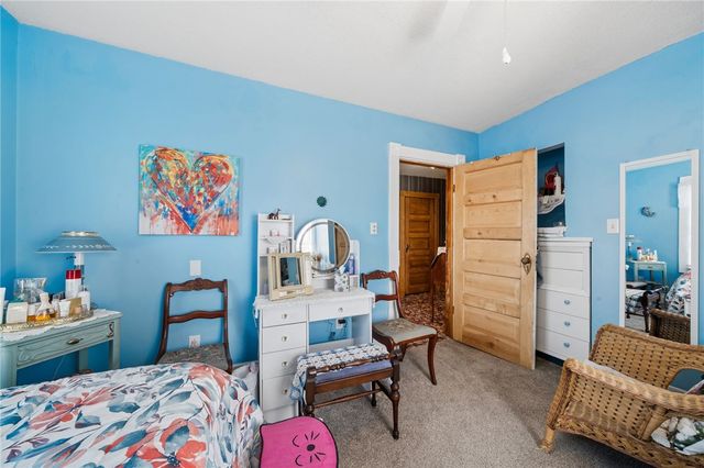 320 Walnut St, Zelienople Boro, PA 16063