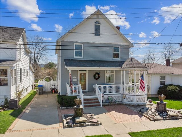 320 Walnut St, Zelienople Boro, PA 16063