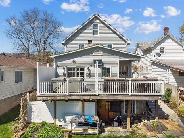 320 Walnut St, Zelienople Boro, PA 16063