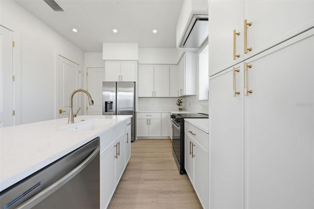 1603 BRYN MAWR STREET, Orlando, FL 32804