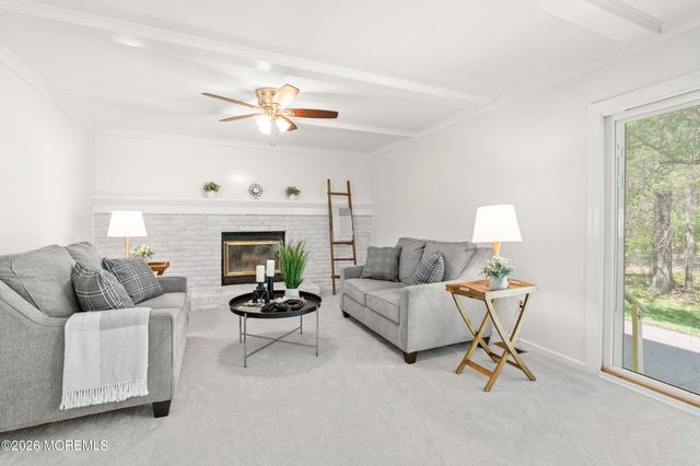 15 Cardinal Court, Marlton, NJ 08053