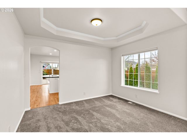 1284 ALDERBROOK Ln, Eugene, OR 97404