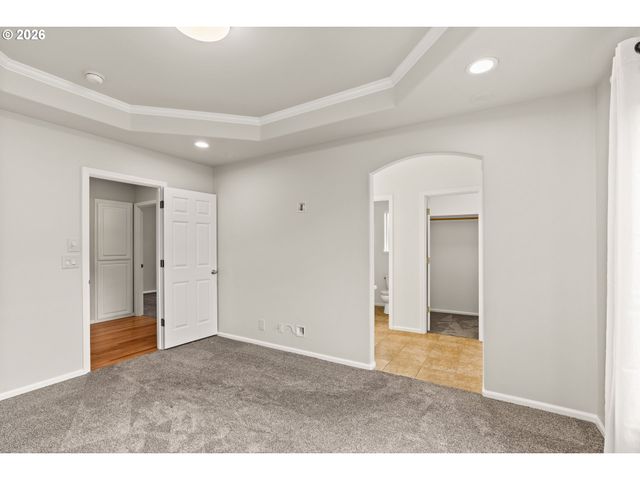 1284 ALDERBROOK Ln, Eugene, OR 97404